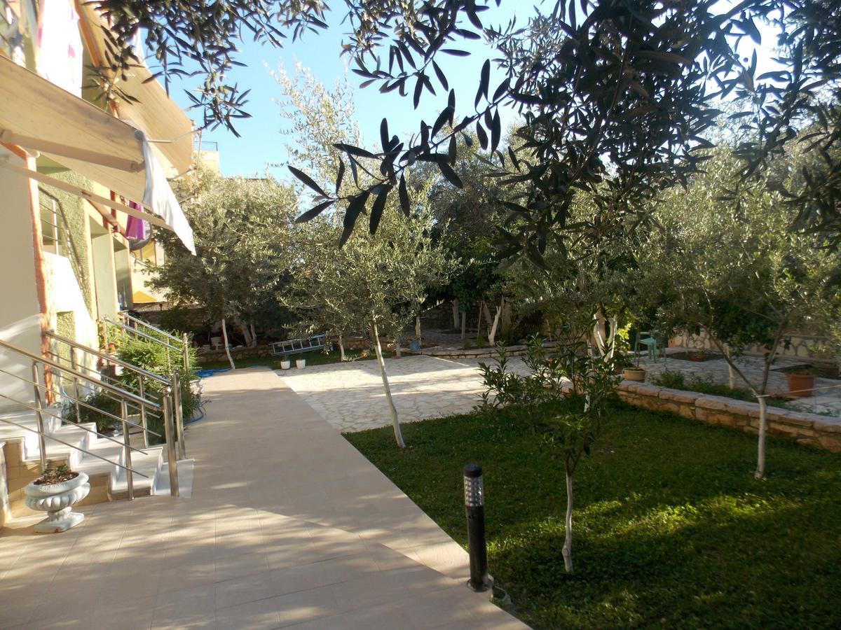 סרנדה Elvin Apartments מראה חיצוני תמונה